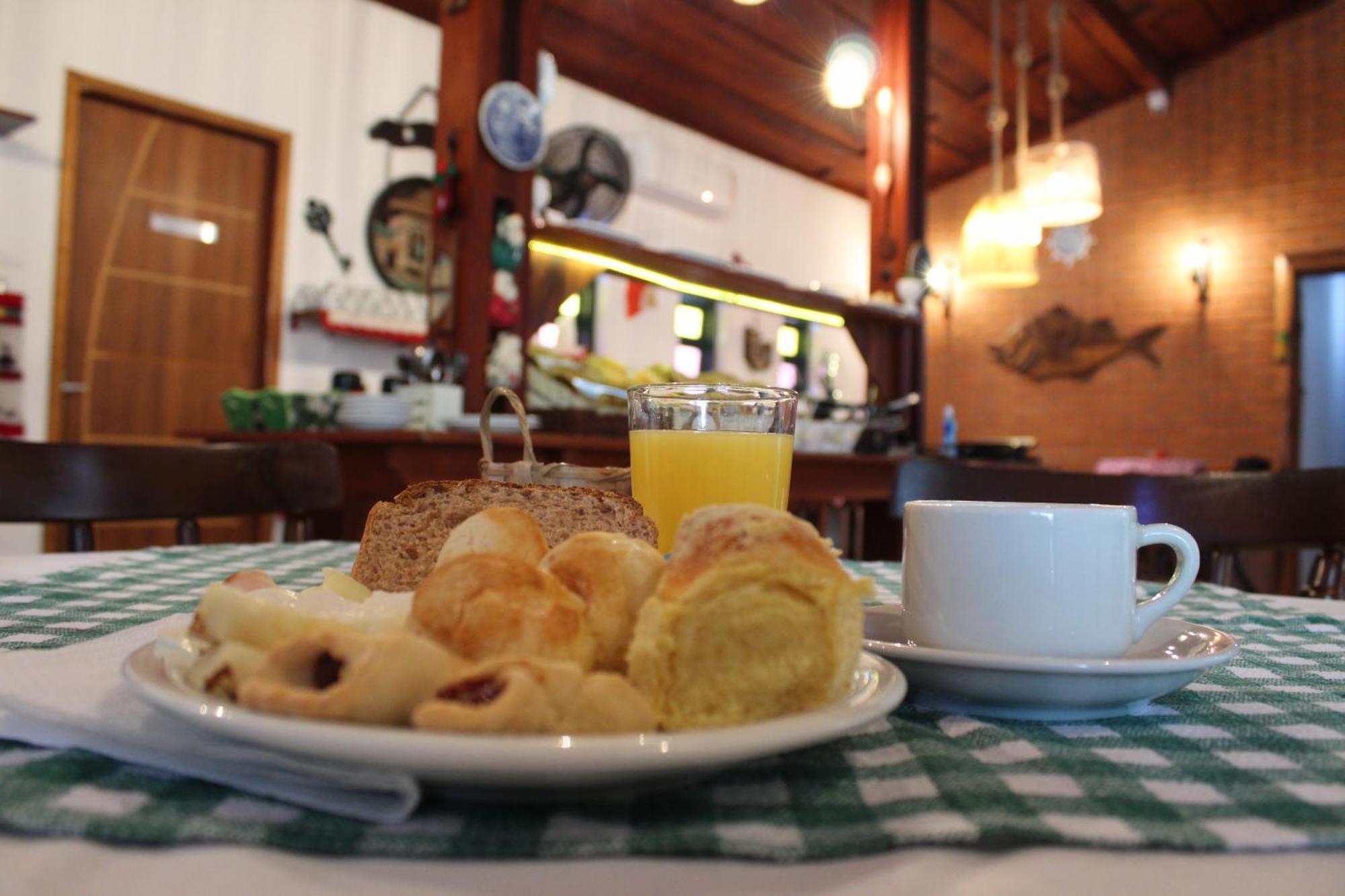 Pousada Manacas Ubatuba Kültér fotó